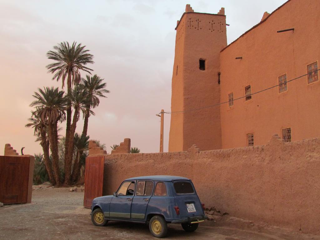 تنجداد Gite Elkhorbat المظهر الخارجي الصورة